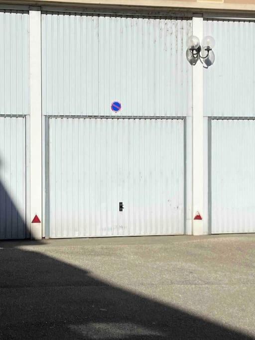 Spacieux T2 Cosy En Face De La Gare Avec Garage ! Belfort Ngoại thất bức ảnh